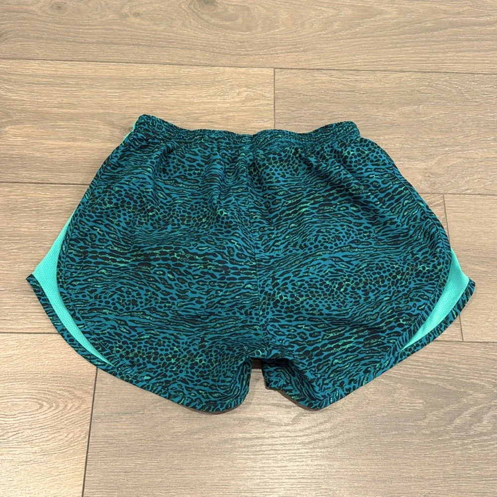 NIKE Green Teal Cheetah Print Tempo Dri-Fit Active Workout Running Gym Shorts S - Picture 2 of 10